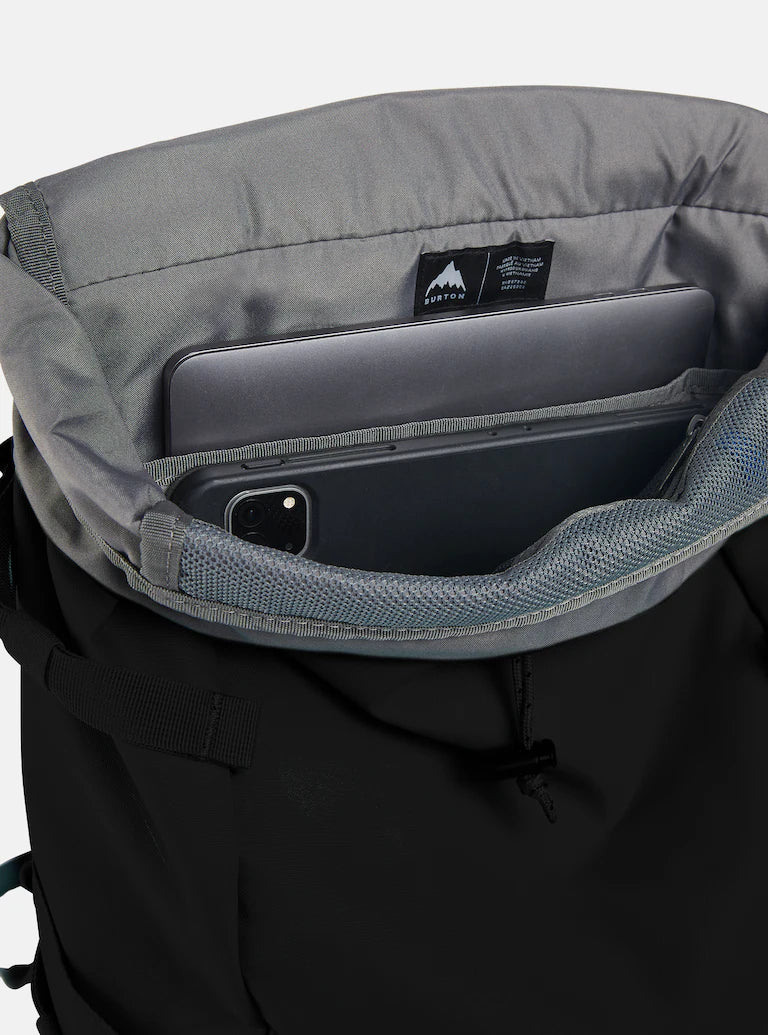 Burton Tinder 2.0 Backpack True Black steves snow store wollongong