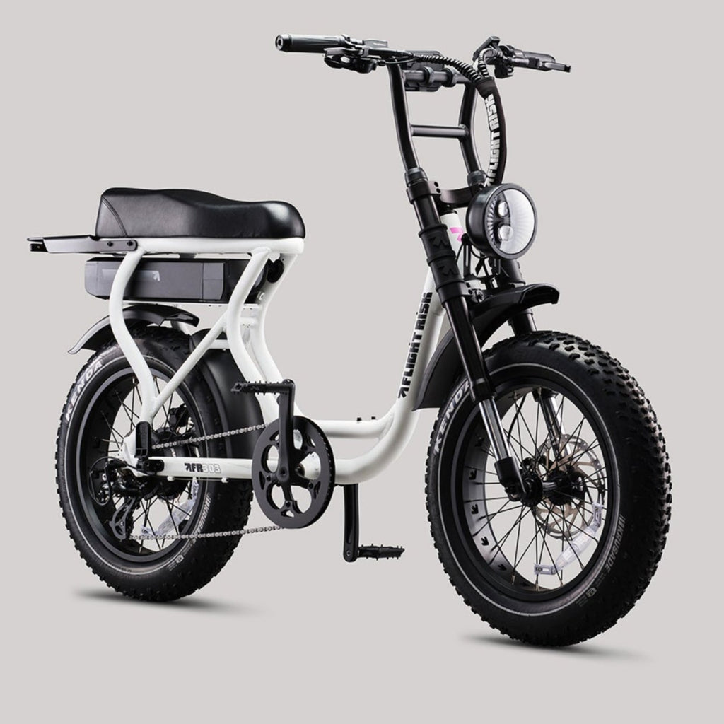 Flight Risk 303 ebike WHITE steves snow store wollongong